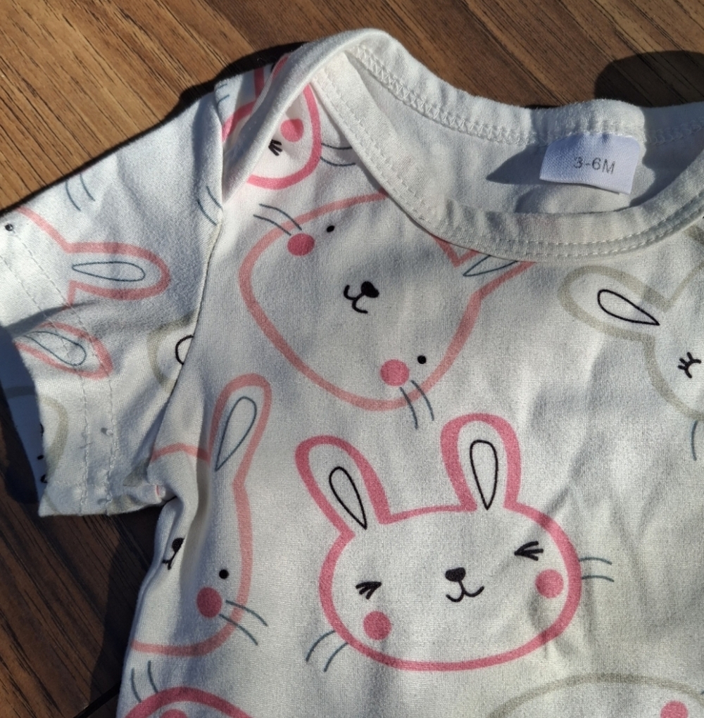 🍀3/15 Adorable Bunny Print Kids One Piece - Picture 2 of 4